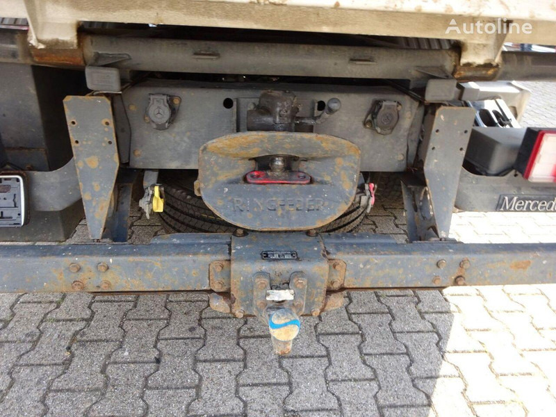 Leasing de Mercedes-Benz Atego 818 - 3 way tipper+crane Mercedes-Benz Atego 818 - 3 way tipper+crane: foto 13