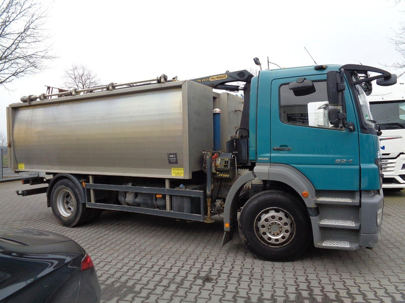 Mercedes-Benz Axor 1824 Tipper Crane Palfinger PK 4501 - Camión volquete, Camión grúa: foto 2 Mercedes-Benz Axor 1824 Tipper Crane Palfinger PK 4501 - Camión volquete, Camión grúa: foto 2