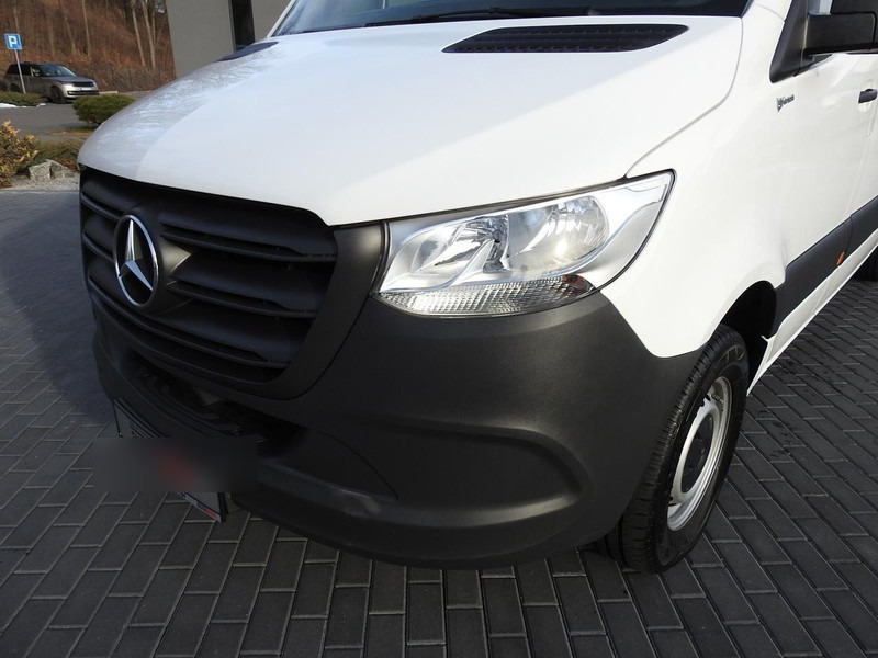 Leasing de Mercedes-Benz SPRINTER 314 FURGON BRYGADÓWKA 6 MIEJSC TEMPOMAT KLIMATYZACJA Mercedes-Benz SPRINTER 314 FURGON BRYGADÓWKA 6 MIEJSC TEMPOMAT KLIMATYZACJA: foto 20 Leasing de Mercedes-Benz SPRINTER 314 FURGON BRYGADÓWKA 6 MIEJSC TEMPOMAT KLIMATYZACJA Mercedes-Benz SPRINTER 314 FURGON BRYGADÓWKA 6 MIEJSC TEMPOMAT KLIMATYZACJA: foto 20