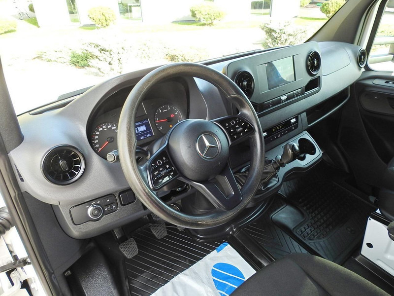 Mercedes-Benz SPRINTER 516 SKRZYNIA PODWÓJNA KABINA DOKA 6 MIEJSC TEMPOMAT KLI - Furgoneta caja abierta: foto 2 Mercedes-Benz SPRINTER 516 SKRZYNIA PODWÓJNA KABINA DOKA 6 MIEJSC TEMPOMAT KLI - Furgoneta caja abierta: foto 2