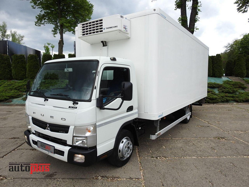 Mitsubishi Fuso CANTER FUSO 7C15 KONTENER CHŁODNIA WINDA 14 PALET -4*C ZASILANIE - Camión frigorífico: foto 1 Mitsubishi Fuso CANTER FUSO 7C15 KONTENER CHŁODNIA WINDA 14 PALET -4*C ZASILANIE - Camión frigorífico: foto 1