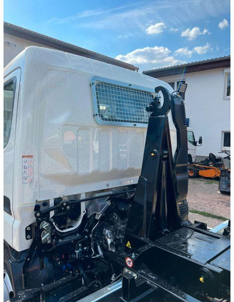 Mitsubishi Fuso Canter 6S15 - Camión multibasculante: foto 5 Mitsubishi Fuso Canter 6S15 - Camión multibasculante: foto 5