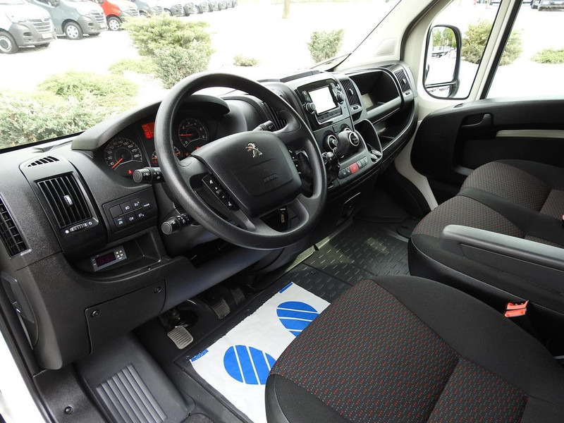 Peugeot BOXER FURGON CHŁODNIA 0*C TEMPOMAT NAWIGACJA KLIMATYZACJA 135K - Furgoneta frigorifica: foto 2 Peugeot BOXER FURGON CHŁODNIA 0*C TEMPOMAT NAWIGACJA KLIMATYZACJA 135K - Furgoneta frigorifica: foto 2