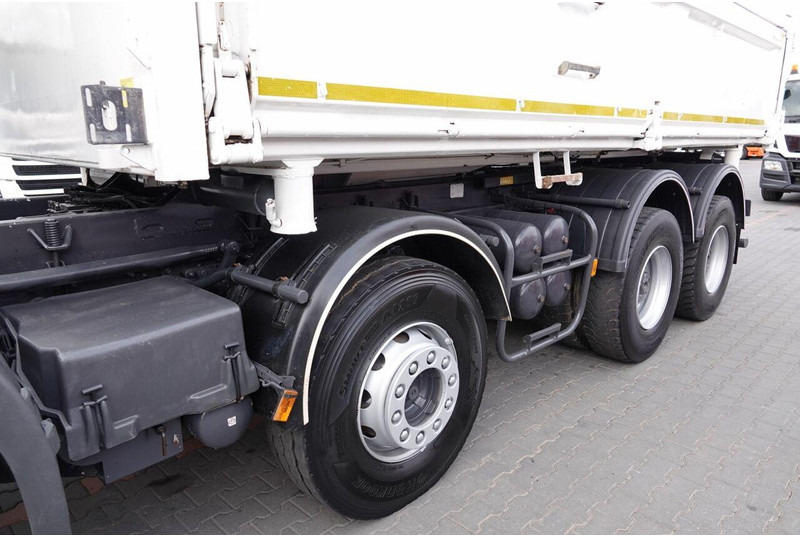 Leasing de Scania P 380 / 8x4 / WYWROTKA / HYDROBURTA / BORDMATIC / SPROWADZONA / Scania P 380 / 8x4 / WYWROTKA / HYDROBURTA / BORDMATIC / SPROWADZONA /: foto 17 Leasing de Scania P 380 / 8x4 / WYWROTKA / HYDROBURTA / BORDMATIC / SPROWADZONA / Scania P 380 / 8x4 / WYWROTKA / HYDROBURTA / BORDMATIC / SPROWADZONA /: foto 17