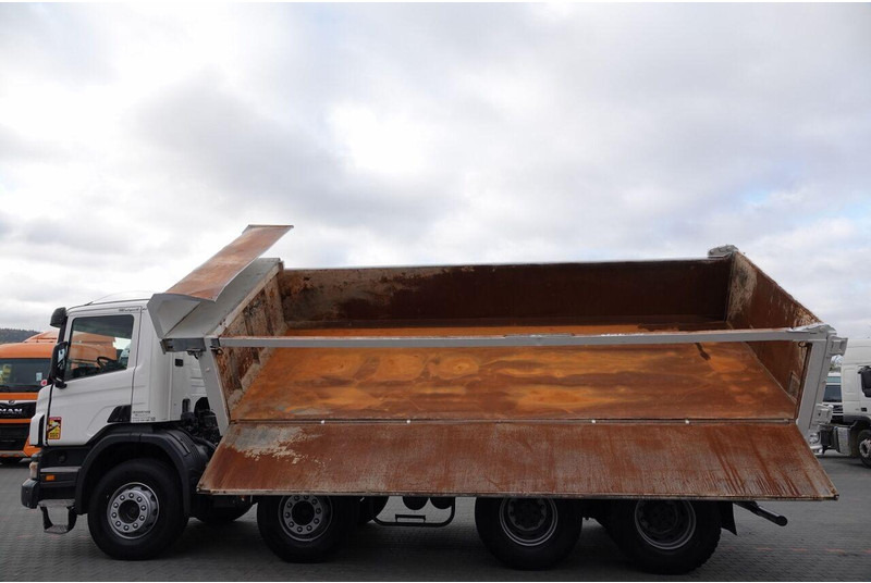 Leasing de Scania P 380 / 8x4 / WYWROTKA / HYDROBURTA / BORDMATIC / SPROWADZONA / Scania P 380 / 8x4 / WYWROTKA / HYDROBURTA / BORDMATIC / SPROWADZONA /: foto 9 Leasing de Scania P 380 / 8x4 / WYWROTKA / HYDROBURTA / BORDMATIC / SPROWADZONA / Scania P 380 / 8x4 / WYWROTKA / HYDROBURTA / BORDMATIC / SPROWADZONA /: foto 9