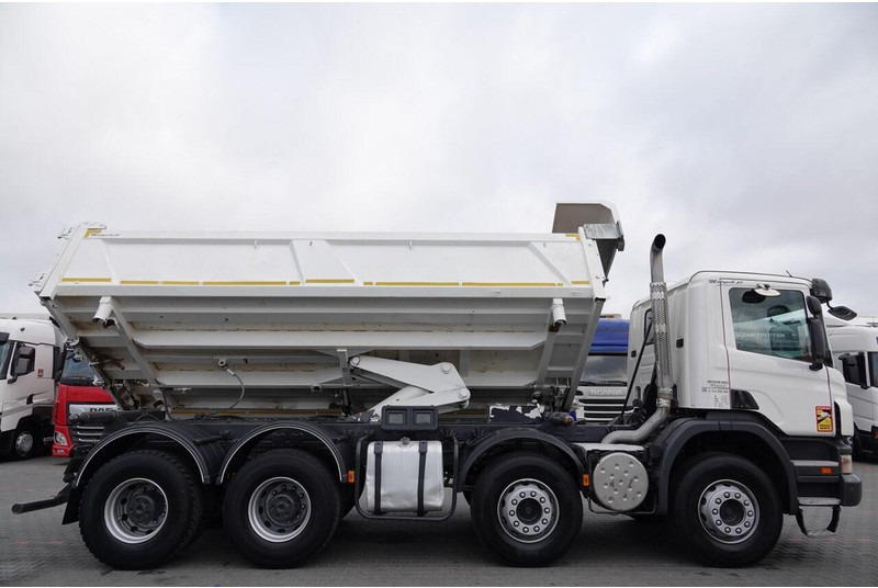 Leasing de Scania P 380 / 8x4 / WYWROTKA / HYDROBURTA / BORDMATIC / SPROWADZONA / Scania P 380 / 8x4 / WYWROTKA / HYDROBURTA / BORDMATIC / SPROWADZONA /: foto 10 Leasing de Scania P 380 / 8x4 / WYWROTKA / HYDROBURTA / BORDMATIC / SPROWADZONA / Scania P 380 / 8x4 / WYWROTKA / HYDROBURTA / BORDMATIC / SPROWADZONA /: foto 10