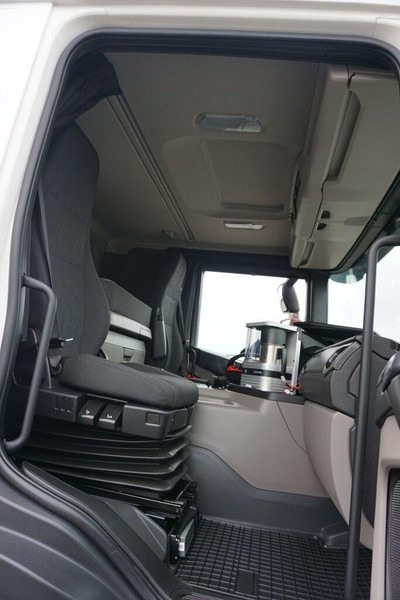 Camión caja abierta, Camión grúa Scania P 410 / 6 X 2 / SKRZYNIOWY + HDS / PALFINGER PK 24 001 / OŚ SKRĘ: foto 7 Camión caja abierta, Camión grúa Scania P 410 / 6 X 2 / SKRZYNIOWY + HDS / PALFINGER PK 24 001 / OŚ SKRĘ: foto 7