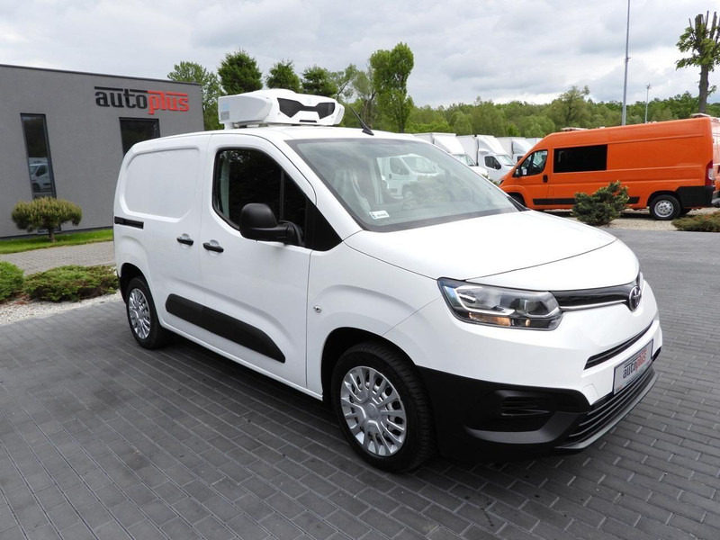 Toyota PROACE CITY  FURGON CHŁODNIA  -15*C ZASILANIE 230V TEMPOMAT KLIM - Furgoneta frigorifica: foto 4 Toyota PROACE CITY  FURGON CHŁODNIA  -15*C ZASILANIE 230V TEMPOMAT KLIM - Furgoneta frigorifica: foto 4