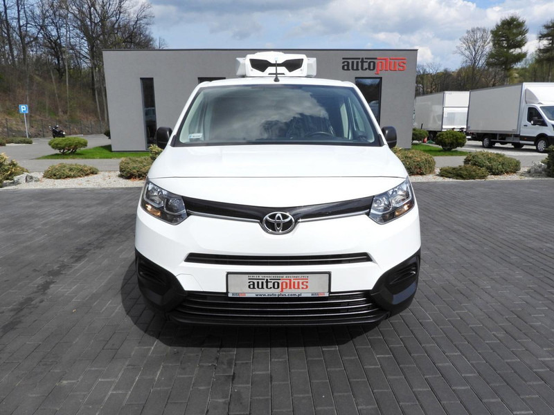 Toyota PROACE CITY  FURGON CHŁODNIA  -15*C ZASILANIE 230V TEMPOMAT KLIM - Furgoneta frigorifica: foto 5 Toyota PROACE CITY  FURGON CHŁODNIA  -15*C ZASILANIE 230V TEMPOMAT KLIM - Furgoneta frigorifica: foto 5