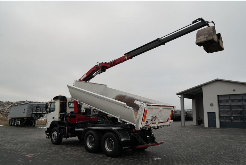 Volvo FMX 380 / 6x4 / WYWROTKA + HDS HMF 1820 K2 / HYDROBURTA / STEROW - Camión volquete, Camión grúa: foto 3 Volvo FMX 380 / 6x4 / WYWROTKA + HDS HMF 1820 K2 / HYDROBURTA / STEROW - Camión volquete, Camión grúa: foto 3