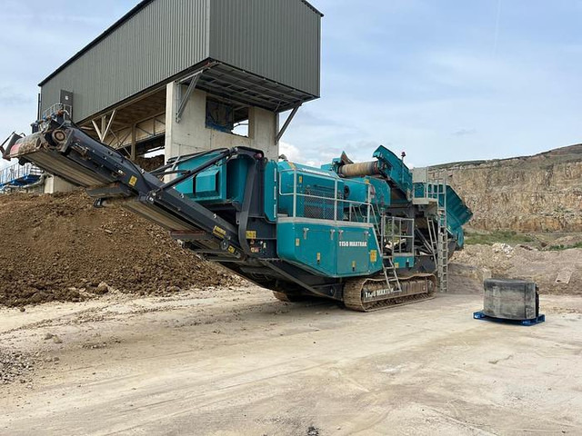 Powerscreen 1150 Maxtrak - Trituradora de cono: foto 1 Powerscreen 1150 Maxtrak - Trituradora de cono: foto 1