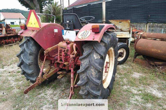 International 433 SA 4X2 | 2.5 diesel | brand new tyres | - Tractor: foto 4 International 433 SA 4X2 | 2.5 diesel | brand new tyres | - Tractor: foto 4