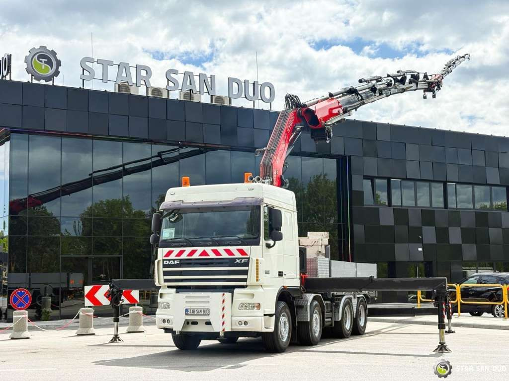 DAF XF 105.510 8x4 FASSI F800 XP Crane Fifth wheel - Camión grúa: foto 1 DAF XF 105.510 8x4 FASSI F800 XP Crane Fifth wheel - Camión grúa: foto 1