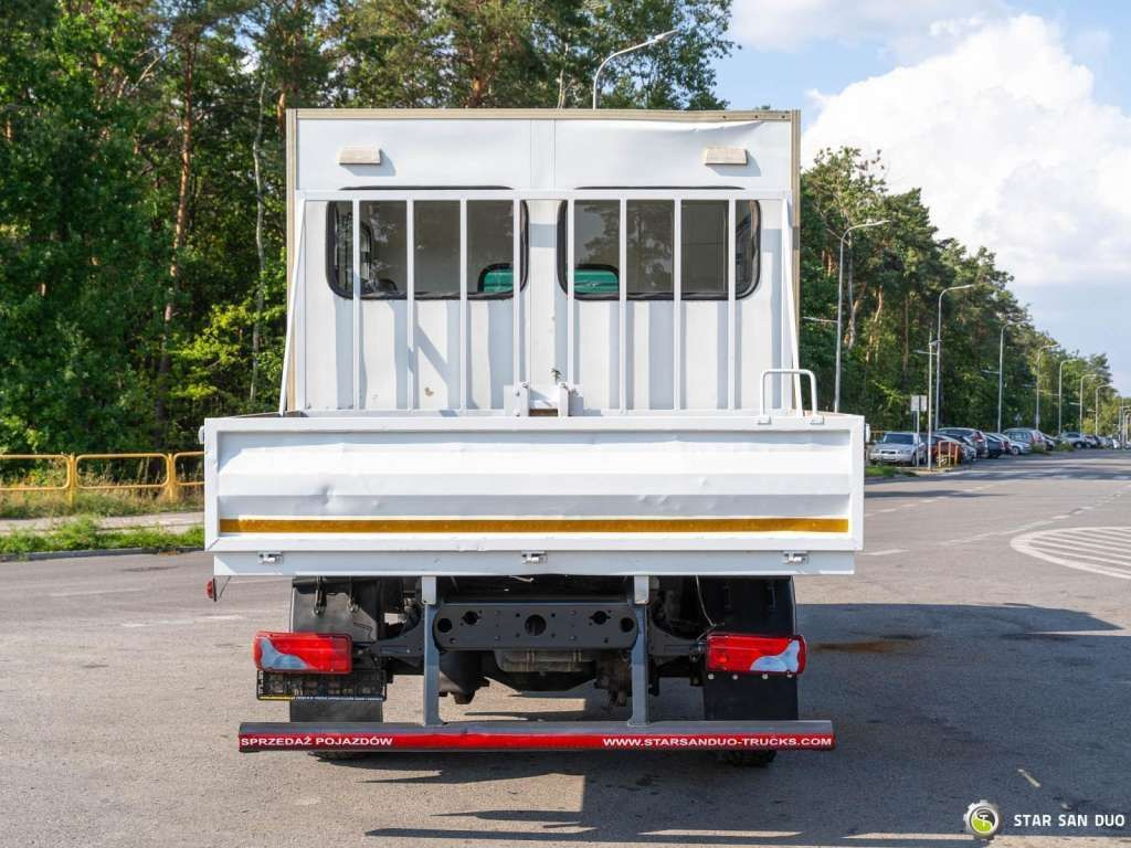 Leasing de  MAN  TGM 13.240 4x4 BL Double Cab Camper BUS MAN  TGM 13.240 4x4 BL Double Cab Camper BUS: foto 8