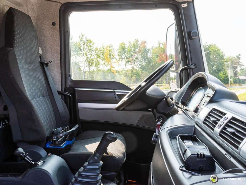 Camión grúa MAN  TGM 18.250 4x4 Fassi F215A.0.23 Active HDS Cran: foto 12