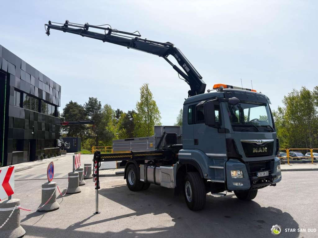 MAN TGS 18.480 4x4 HIAB 188 E-4 CRANE KIPPER EURO 6 MAN TGS 18.480 4x4 HIAB 188 E-4 CRANE KIPPER EURO 6 - Camión volquete: foto 5 MAN TGS 18.480 4x4 HIAB 188 E-4 CRANE KIPPER EURO 6 MAN TGS 18.480 4x4 HIAB 188 E-4 CRANE KIPPER EURO 6 - Camión volquete: foto 5