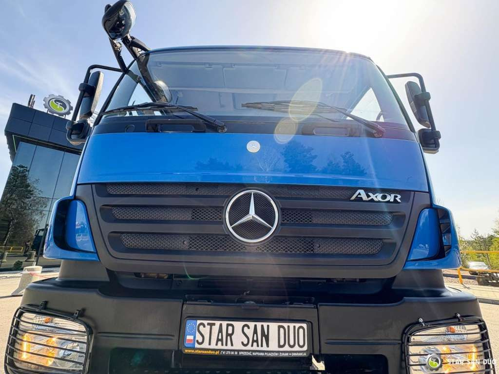 Leasing de  Mercedes-Benz  AXOR 1824 4x4 PALFINGER PK 8500 Crane Kran Mercedes-Benz  AXOR 1824 4x4 PALFINGER PK 8500 Crane Kran: foto 27