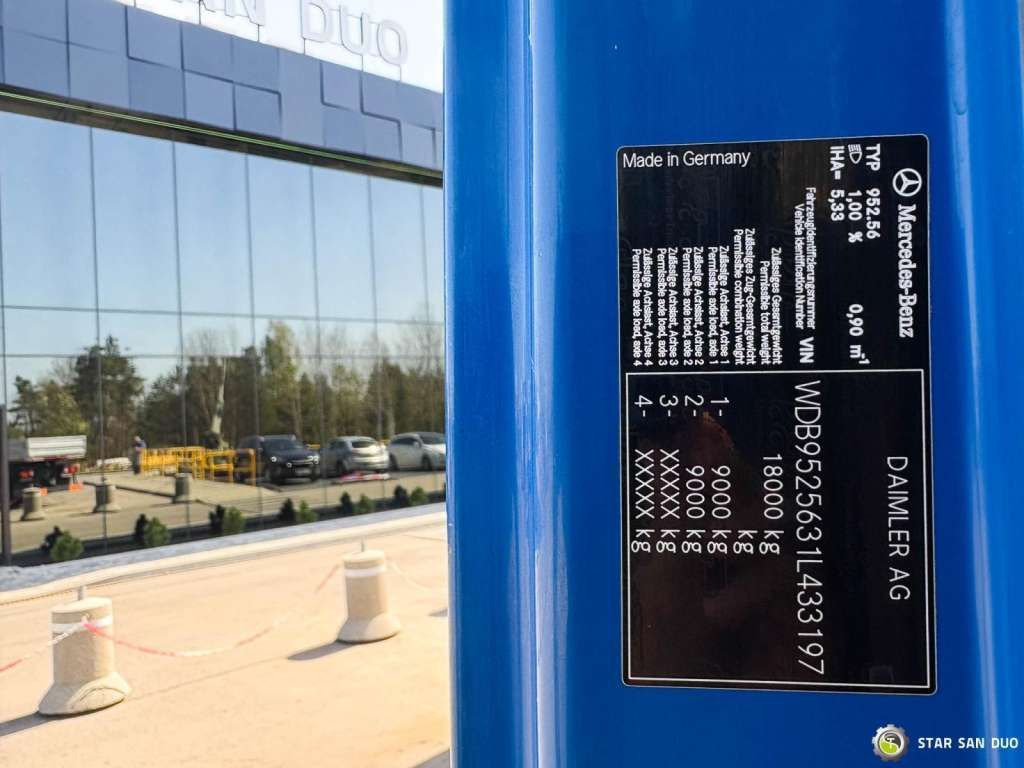 Leasing de  Mercedes-Benz  AXOR 1824 4x4 PALFINGER PK 8500 Crane Kran Mercedes-Benz  AXOR 1824 4x4 PALFINGER PK 8500 Crane Kran: foto 25