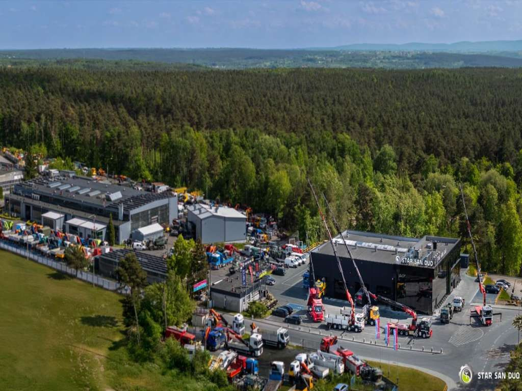 Leasing de  Mercedes-Benz  AXOR 1824 4x4 PALFINGER PK 8500 Crane Kran Mercedes-Benz  AXOR 1824 4x4 PALFINGER PK 8500 Crane Kran: foto 14