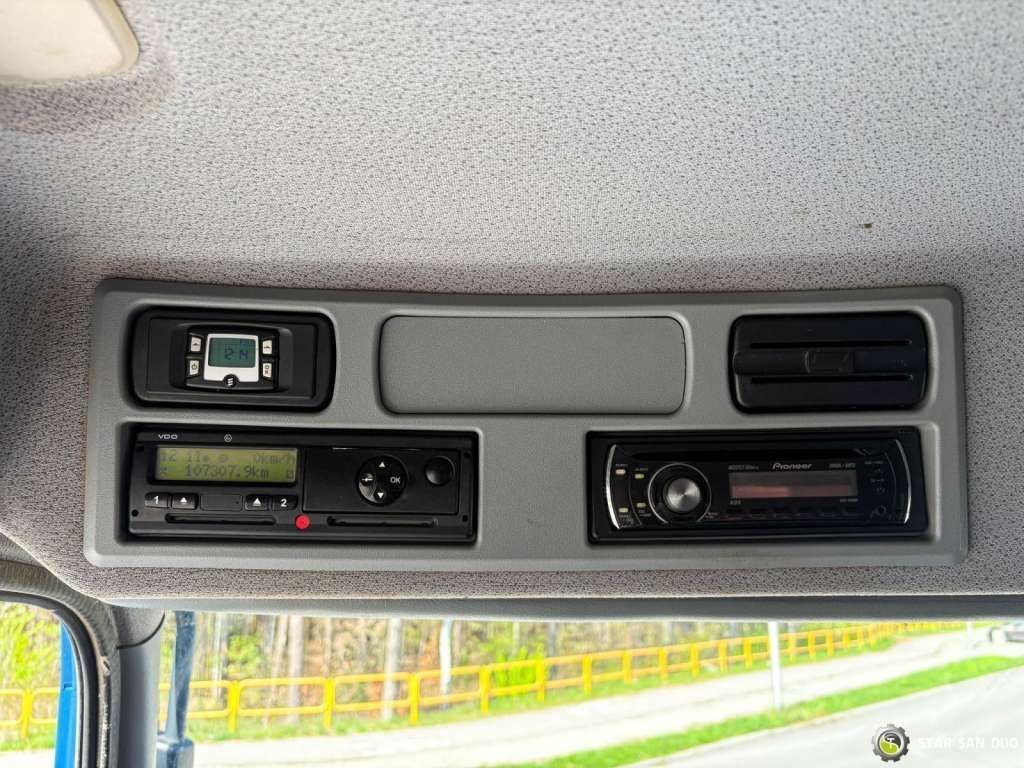 Leasing de  Mercedes-Benz  AXOR 1824 4x4 PALFINGER PK 8500 Crane Kran Mercedes-Benz  AXOR 1824 4x4 PALFINGER PK 8500 Crane Kran: foto 20