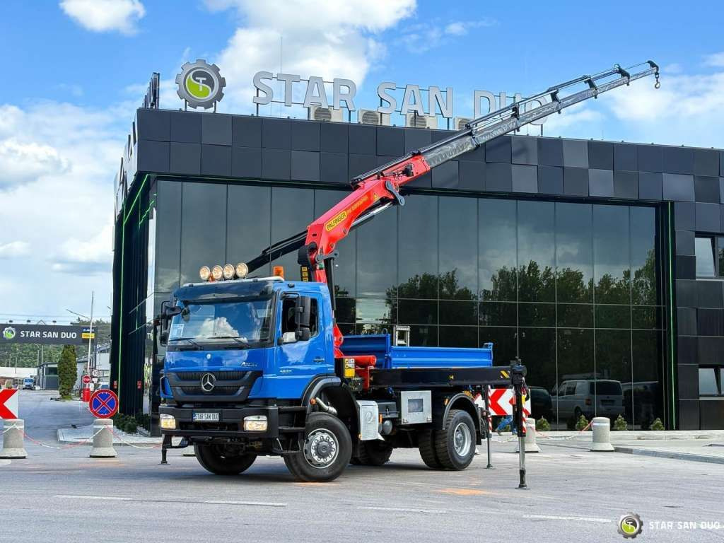 Mercedes-Benz AXOR 1833 4x4 Palfinger PK 22002 EH Crane Winch - Camión volquete: foto 4 Mercedes-Benz AXOR 1833 4x4 Palfinger PK 22002 EH Crane Winch - Camión volquete: foto 4