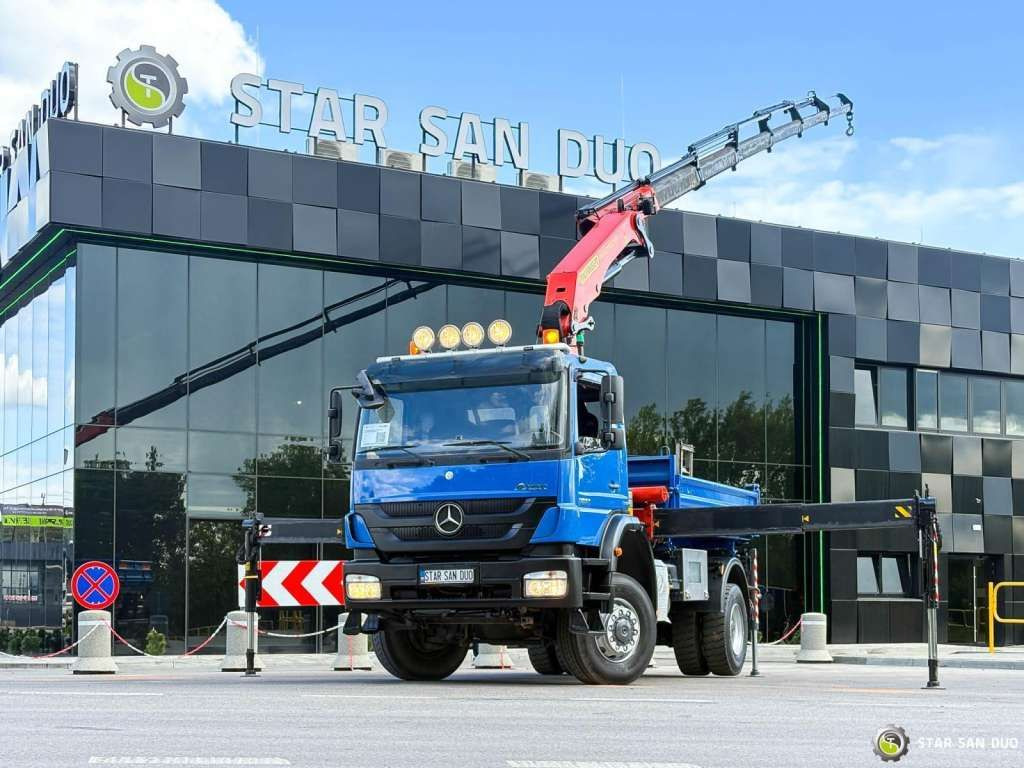 Mercedes-Benz AXOR 1833 4x4 Palfinger PK 22002 EH Crane Winch - Camión volquete: foto 1 Mercedes-Benz AXOR 1833 4x4 Palfinger PK 22002 EH Crane Winch - Camión volquete: foto 1