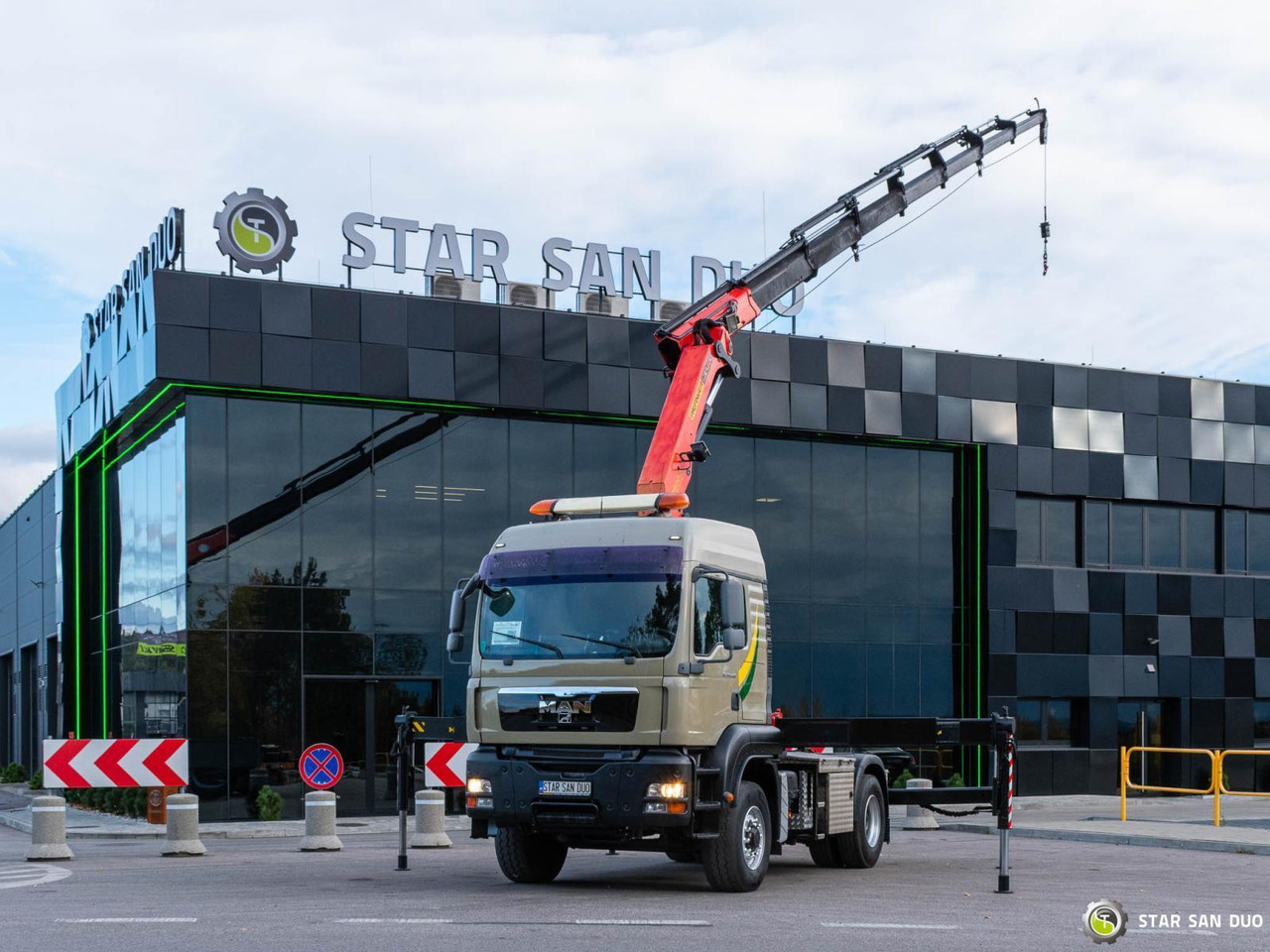 - Camión grúa: foto 4 - Camión grúa: foto 4