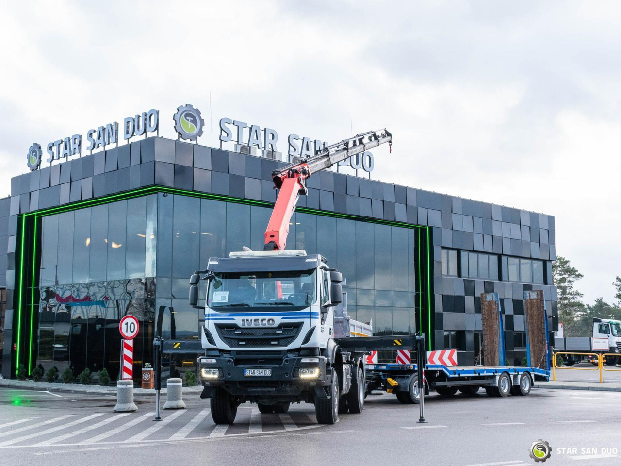 - Camión grúa: foto 5 - Camión grúa: foto 5