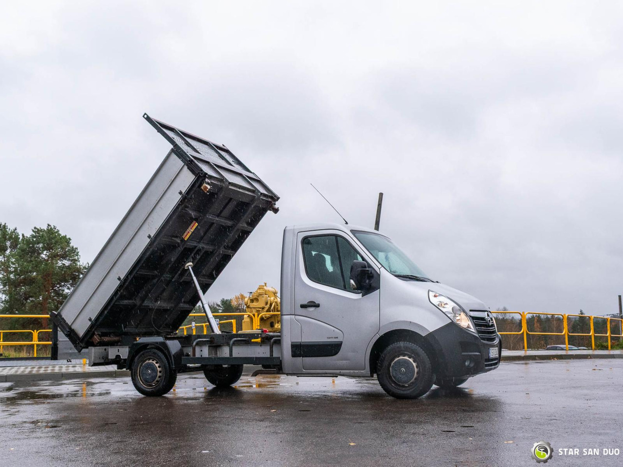 - Camión volquete: foto 4 - Camión volquete: foto 4