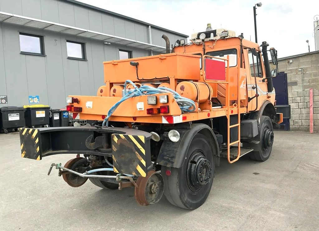 Unimog 1650 4x4 ZAGRO SCHIENEN TWO WAY RAIL ROAD - Vehículo municipal: foto 2 Unimog 1650 4x4 ZAGRO SCHIENEN TWO WAY RAIL ROAD - Vehículo municipal: foto 2