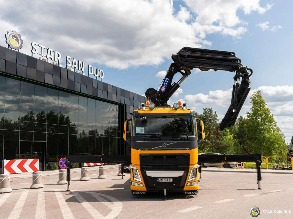 Volvo  FH 540 8x4 HMF 6020 Fly Jib Winch - Camión grúa: foto 3 Volvo  FH 540 8x4 HMF 6020 Fly Jib Winch - Camión grúa: foto 3