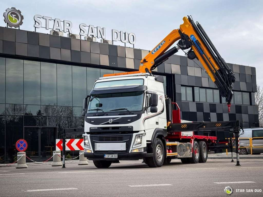 Volvo FM 450 6x2 EFFER 395/8S Euro 6 Crane Winch - Camión grúa: foto 4 Volvo FM 450 6x2 EFFER 395/8S Euro 6 Crane Winch - Camión grúa: foto 4