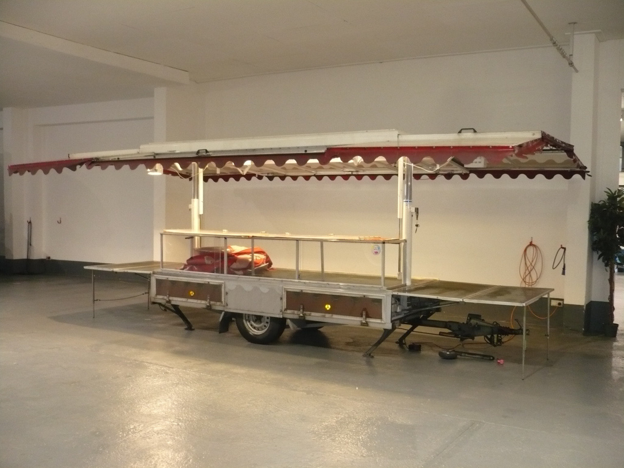 Verkaufsanhänger Alf - Remolque venta ambulante: foto 3 Verkaufsanhänger Alf - Remolque venta ambulante: foto 3