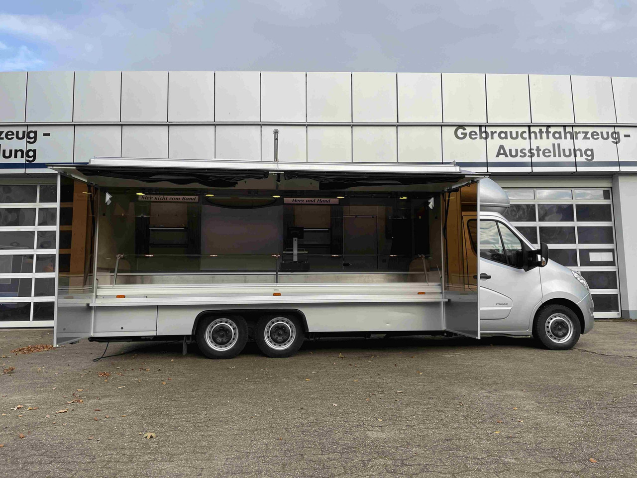 Wochenmarktmobil BORCO HÖHNS - Camión tienda: foto 1 Wochenmarktmobil BORCO HÖHNS - Camión tienda: foto 1