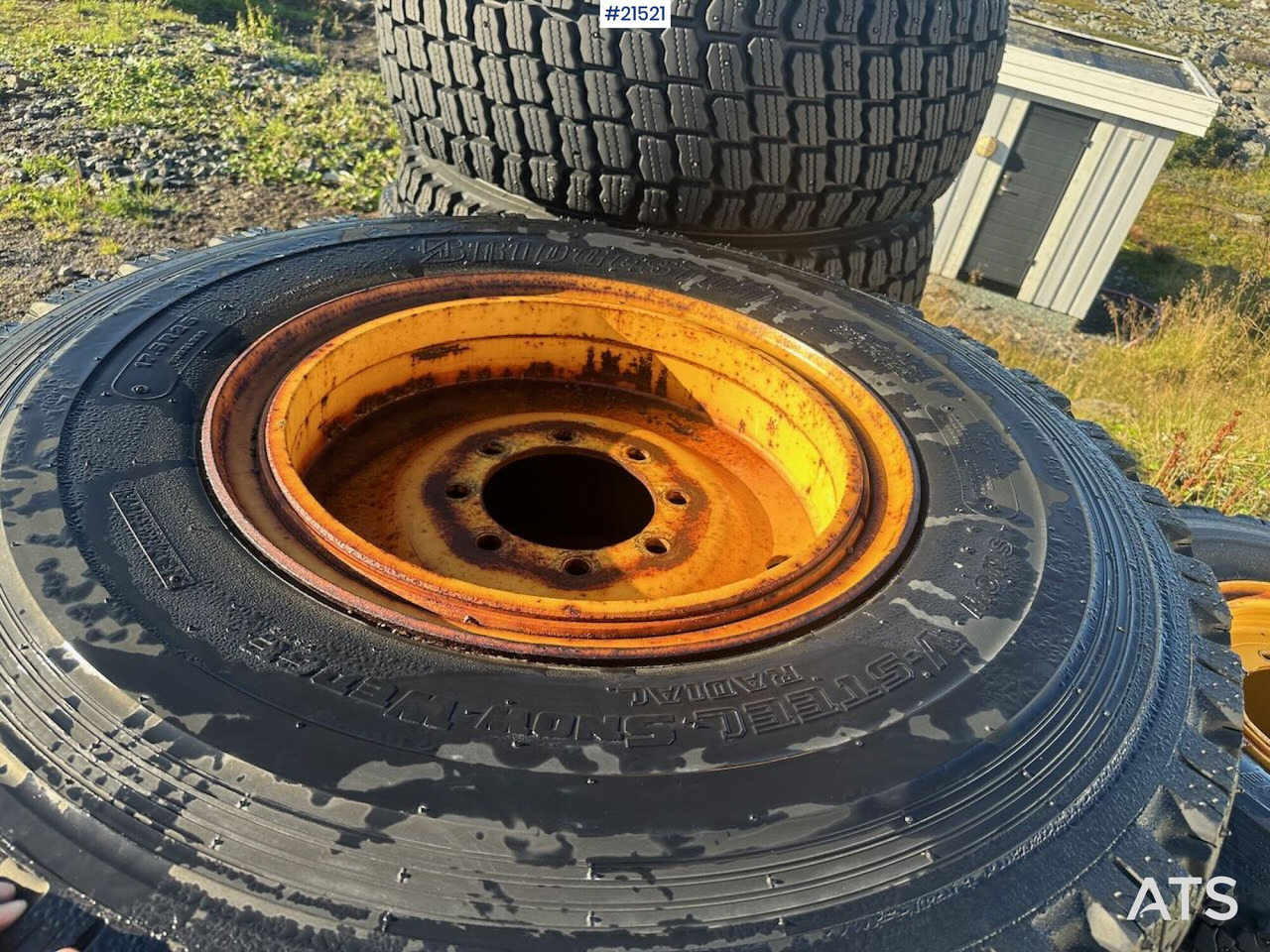Bridgestone dekk - Neumático para Maquinaria de construcción: foto 4 Bridgestone dekk - Neumático para Maquinaria de construcción: foto 4