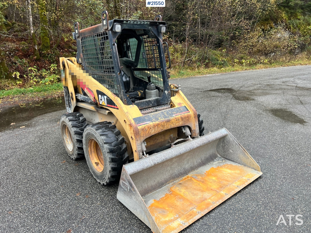 CAT 226 Kompaktlaster m/ skuffe - Minicargadora: foto 1 CAT 226 Kompaktlaster m/ skuffe - Minicargadora: foto 1