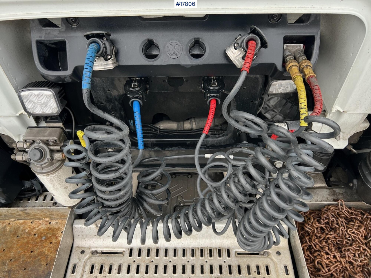 Cabeza tractora DAF XF 530: foto 10