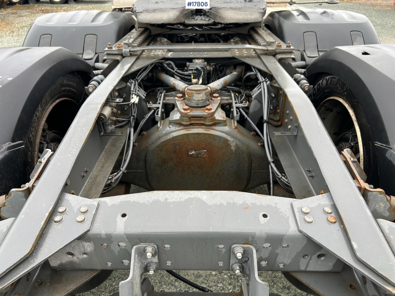 Cabeza tractora DAF XF 530: foto 12