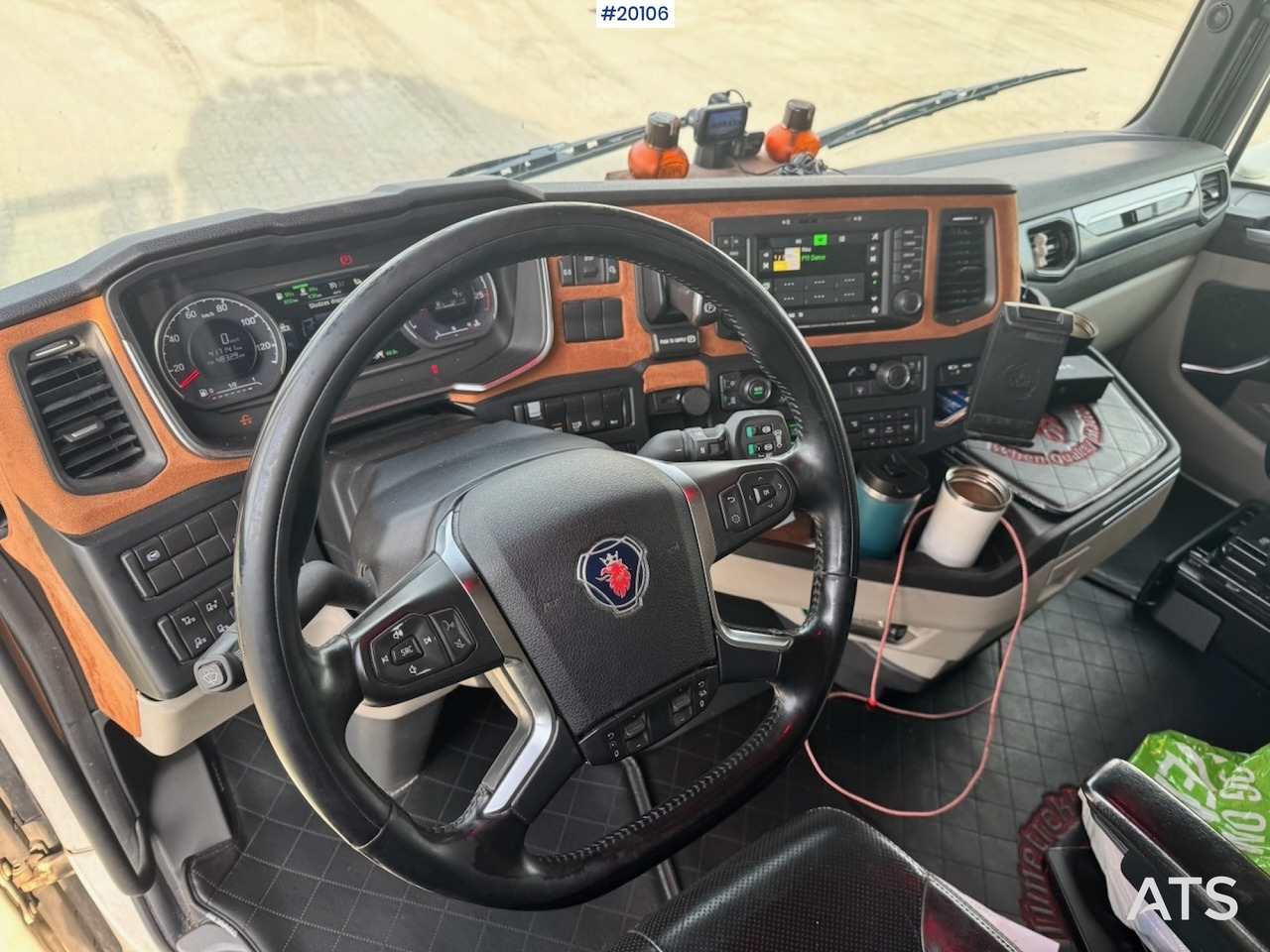 Cabeza tractora Scania S590: foto 25