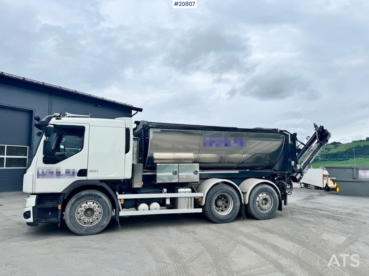 Volvo FE320 - Camión, Construcción de carreteras: foto 1 Volvo FE320 - Camión, Construcción de carreteras: foto 1