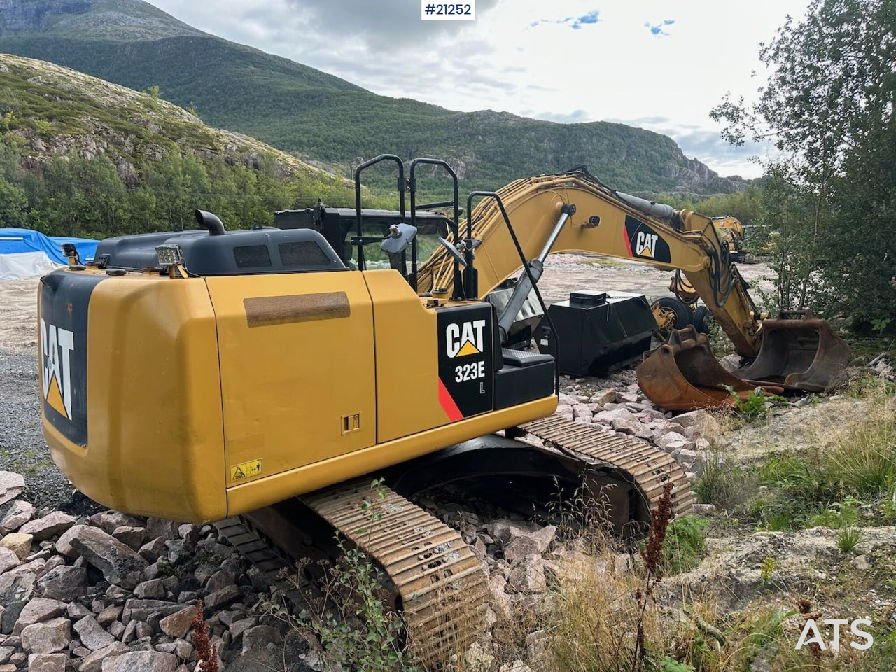 Caterpillar 323E - Excavadora de cadenas: foto 4 Caterpillar 323E - Excavadora de cadenas: foto 4