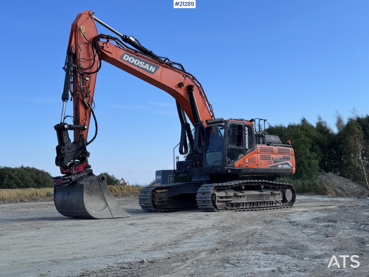 Doosan DX-300LC7 - Excavadora de cadenas: foto 1 Doosan DX-300LC7 - Excavadora de cadenas: foto 1