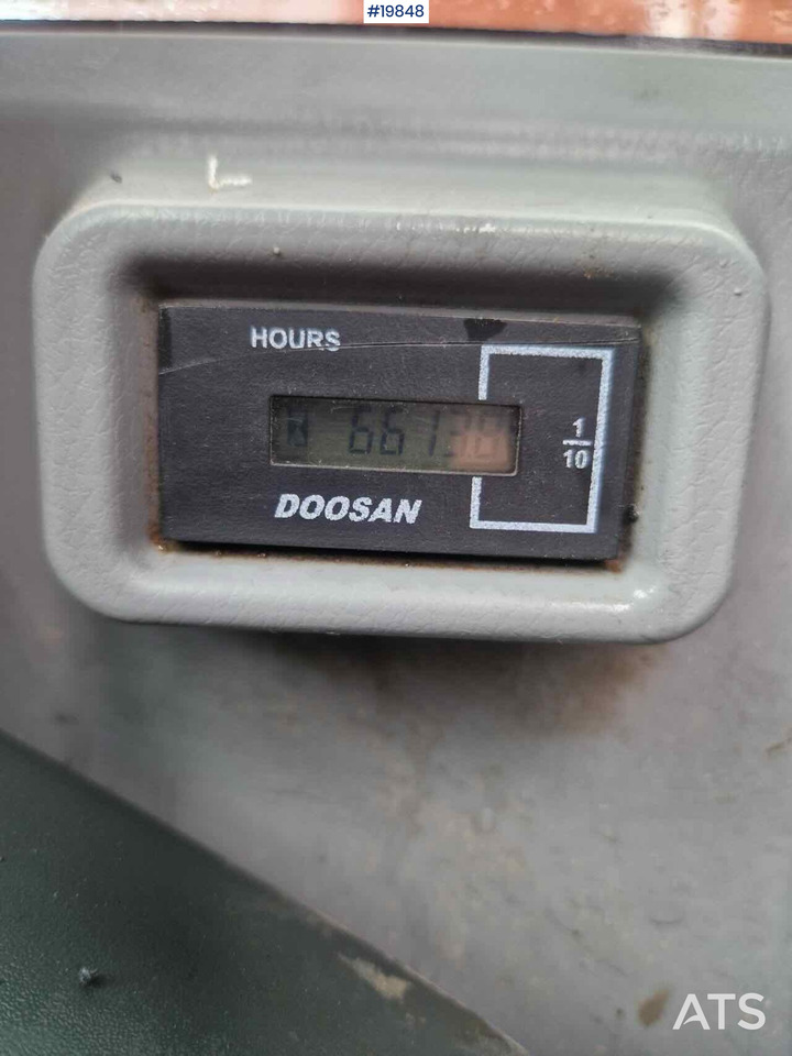 Excavadora Doosan DX235LC-5: foto 15