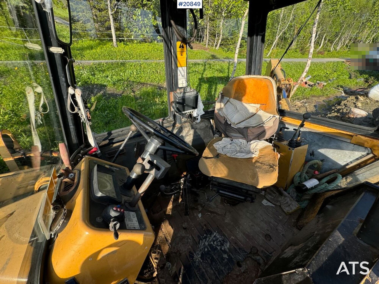 Retroexcavadora Ford 555 Traktorgraver m/ 2 frontskuffer og 2 graveskuffer: foto 23 Retroexcavadora Ford 555 Traktorgraver m/ 2 frontskuffer og 2 graveskuffer: foto 23