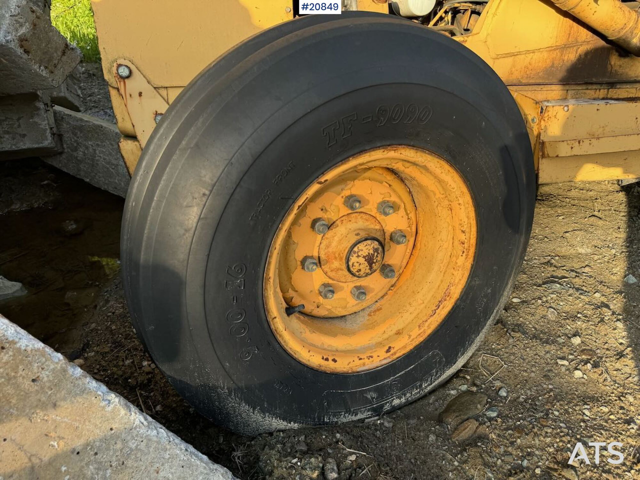 Retroexcavadora Ford 555 Traktorgraver m/ 2 frontskuffer og 2 graveskuffer: foto 18 Retroexcavadora Ford 555 Traktorgraver m/ 2 frontskuffer og 2 graveskuffer: foto 18