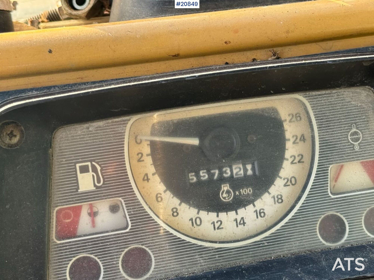 Retroexcavadora Ford 555 Traktorgraver m/ 2 frontskuffer og 2 graveskuffer: foto 26 Retroexcavadora Ford 555 Traktorgraver m/ 2 frontskuffer og 2 graveskuffer: foto 26