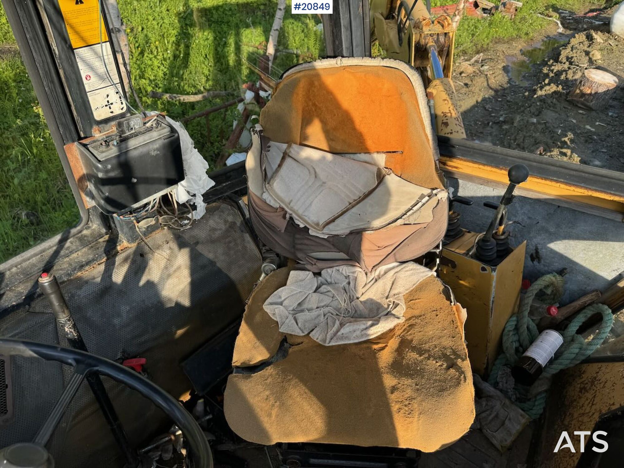 Retroexcavadora Ford 555 Traktorgraver m/ 2 frontskuffer og 2 graveskuffer: foto 24 Retroexcavadora Ford 555 Traktorgraver m/ 2 frontskuffer og 2 graveskuffer: foto 24