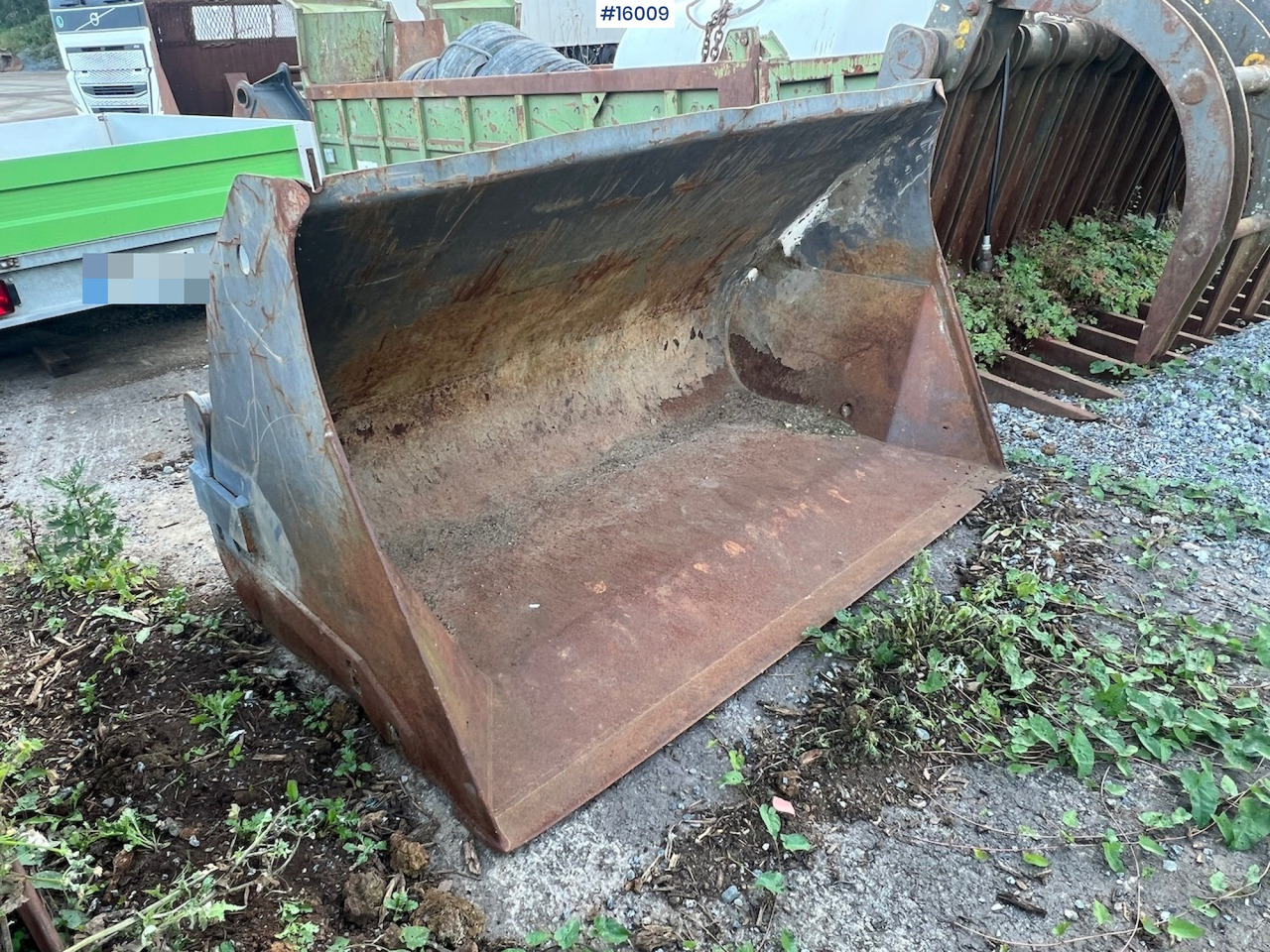 Hjullasterskuffe m/ liten BM feste - Cazo cargador para Maquinaria de construcción: foto 1 Hjullasterskuffe m/ liten BM feste - Cazo cargador para Maquinaria de construcción: foto 1