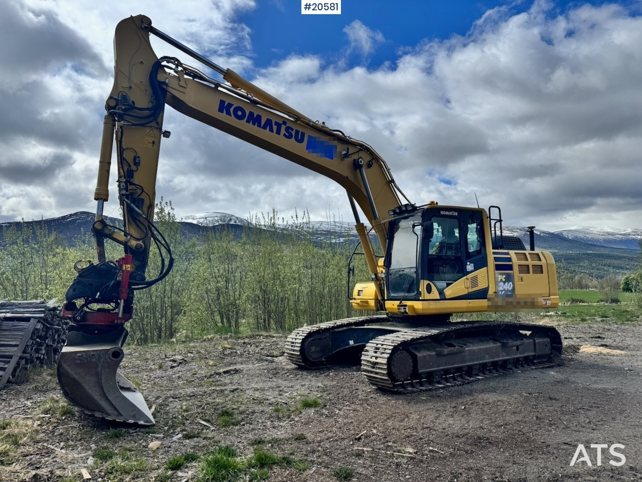 Komatsu PC240LC-10 - Excavadora: foto 1 Komatsu PC240LC-10 - Excavadora: foto 1