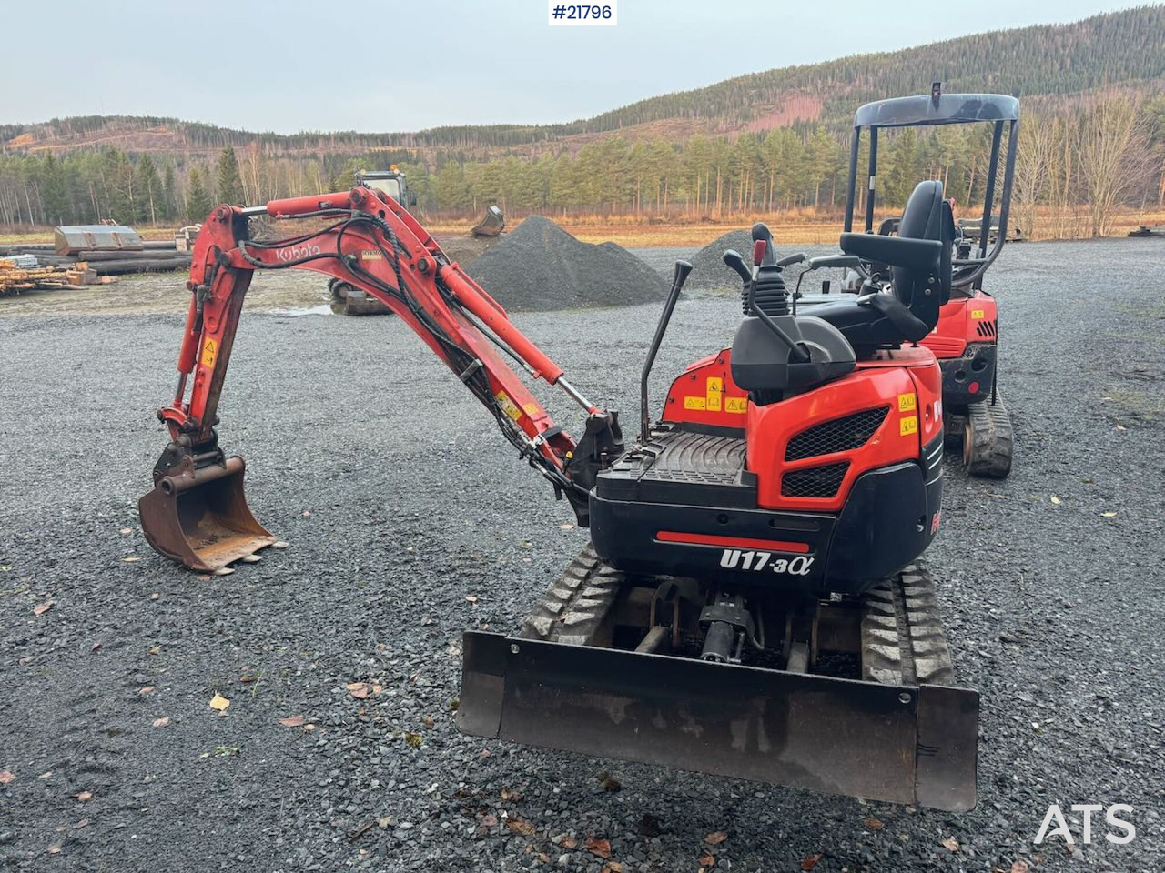 Kubota U17-3a Beltegraver m/ pusseskuffe. Spesialbygd for flytting med hellikopter. - Miniexcavadora: foto 2 Kubota U17-3a Beltegraver m/ pusseskuffe. Spesialbygd for flytting med hellikopter. - Miniexcavadora: foto 2